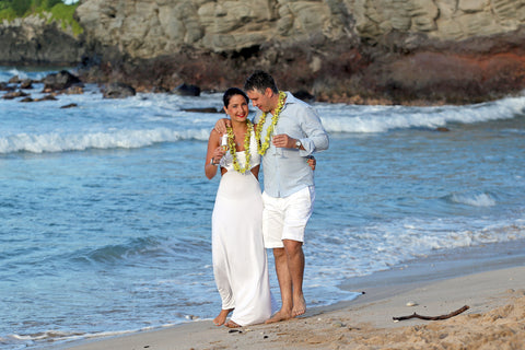 🌺 Oneloa Bay | West Maui | Hawaii Beach Weddings & Elopements | Married with Aloha, LLC