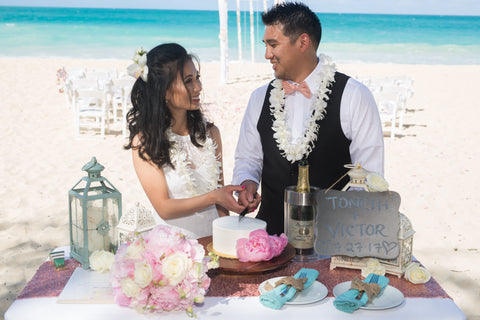 Ceremony Cake | Hawaii Beach Weddings & Elopements | Married with Aloha, LLC