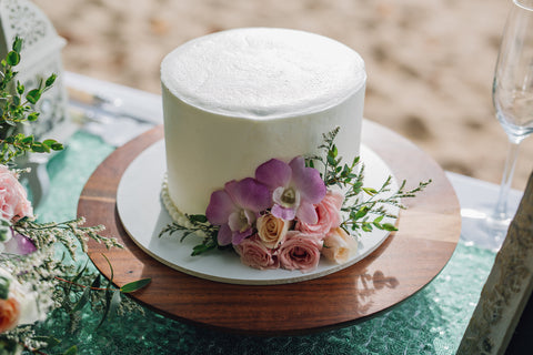 Ceremony Cake | Hawaii Beach Weddings & Elopements | Married with Aloha, LLC