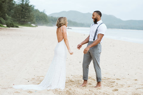 A "First Look" Photoshoot | Hawaii Beach Weddings & Elopements | Married with Aloha, LLC