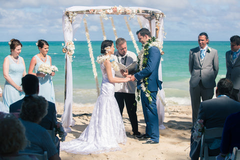 🌺 Waimanalo Bay | Oahu | Hawaii Beach Weddings & Elopements | Married with Aloha, LLC