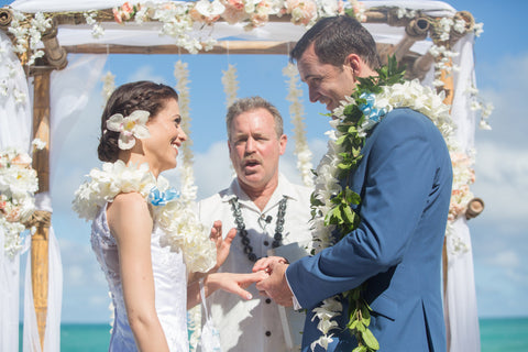 🌺 Waimanalo Bay | Oahu | Hawaii Beach Weddings & Elopements | Married with Aloha, LLC