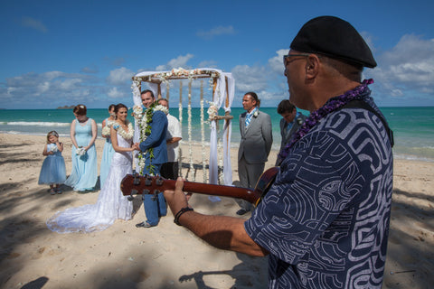 🌺 Waimanalo Bay | Oahu | Hawaii Beach Weddings & Elopements | Married with Aloha, LLC