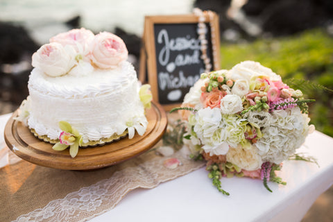 Ceremony Cake | Hawaii Beach Weddings & Elopements | Married with Aloha, LLC