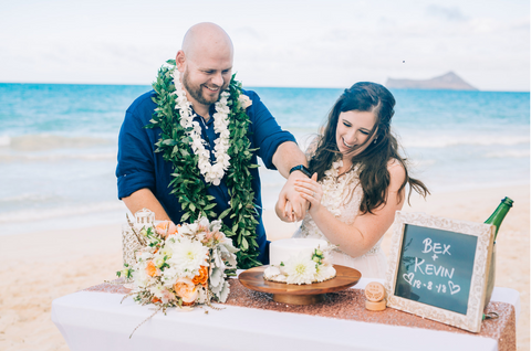 Ceremony Cake | Hawaii Beach Weddings & Elopements | Married with Aloha, LLC