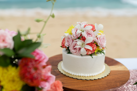 Ceremony Cake | Hawaii Beach Weddings & Elopements | Married with Aloha, LLC