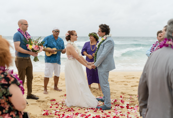 A Fairy Tale Wedding Package in Hawaii | Hawaii Beach Weddings ...
