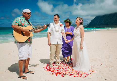 LIVE Music (Guitarist) | Hawaii Beach Weddings & Elopements | Married with Aloha, LLC