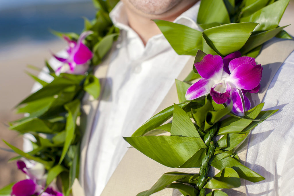 Grooms Maile Leaf Lei | Hawaii Beach Weddings & Elopements | Married with Aloha, LLC