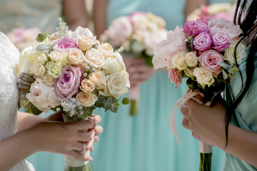 Bridesmaids Matching Wedding Bouquet | Hawaii Beach Weddings & Elopements | Married with Aloha, LLC